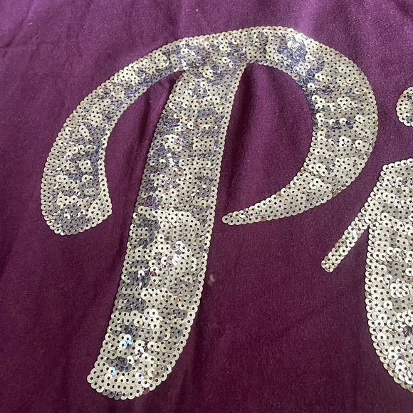 Ladies Pink Victoria Secret l/s top with silver sequins spelling PINK Sz L - Picture 5 of 12